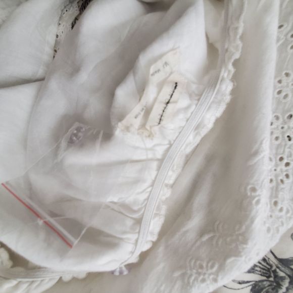 Urban Outfitters Embroidered apron dress M NEW - Picture 7 of 7